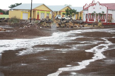 KEETMANSHOOP, 1 November 2014 – The heat in Keetmanshoop was broken with a downpour of showers on Saturday. According to weather forecaster Richard Nashikaku, the town received 7mm of rain. Rain was widespread in the region with Aroab, a village 130km east of Keetmans receiving the highest rainfall with 21.5mm. (Photo by: Patience Smith) NAMPA