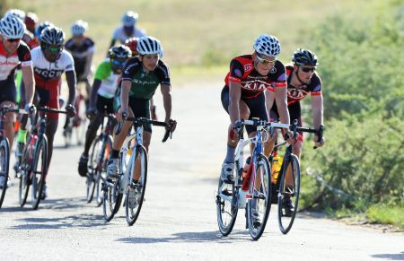 WINDHOEK, 29 January 2017- Team Kia cyclist Drikus Coetzee (front) on Sunday won the second race of the 2017 Nedbank Windhoek Pedal Power (WPP) Road Cycle Series. (Photo by: Hesron Kapanga) NAMPA