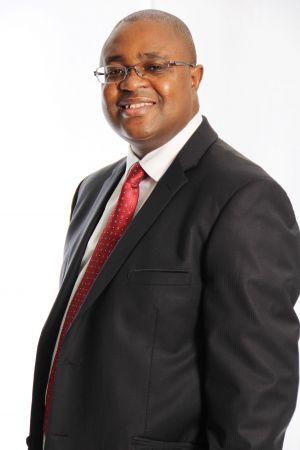 Namibia Financial Institutions Supervisory Authority (Namfisa) Chief Executive Officer (CEO) Kenneth Matomola. (Photo Contributed)