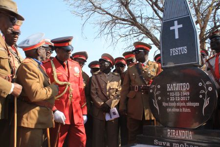 OKAKARARA, 11 August 2018 - Ovaherero Paramount Chief, Advocate Vekuii Rukoro (in red) and other elders in the Herero communities at the 114th commemoration of the Battle of Ohamakari on Saturday at Okakarara. (Photo by: Mulisa Simiyasa) NAMPA