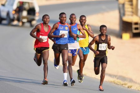 KARIBIB, 15 September 2018 - Marathon runners pictured during the 2018 edition of the Navachab Marathon in Karibib. (Photo by: Hesron Kapanga) NAMPA