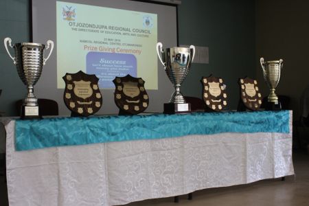 OTJIWARONGO, 23 May 2019 - The floating trophies which were handed over on Thursday to the schools and teachers who performed well in the Grade 10 and 12 examinations last year. (Photo by: Mulisa Simiyasa) NAMPA