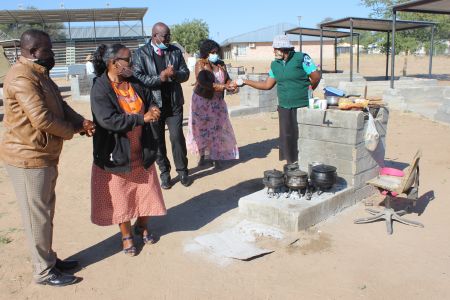 OKAKARARA, 09 June 2020 - Kkapana businesswoman, Kapenauare Tjaverua (R) meets some of the local authority and regional leadership of Okakarara on Tuesday morning. (Photo by: Mulisa Simiyasa) NAMPA