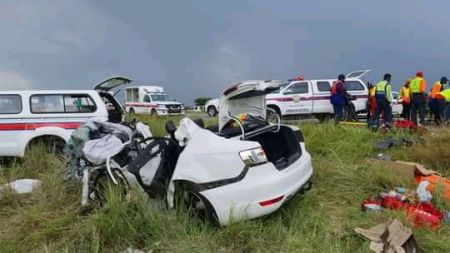 RUNDU, 13 February 2022 - The car accident in which six people died on the Otjiwarongo-Okahandja road on Sunday. (Photo: Contributed) 