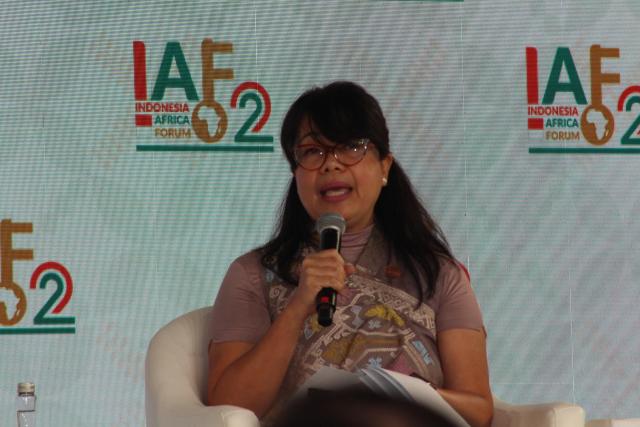 BALI, 03 September 2024 -  Director General for Information and Public Diplomacy at the Ministry of Foreign Affairs of Indonesia, Siti Nugraha Mauludiah speaking at a panel discussion on Indonesia-Africa development cooperation at the second Indonesia-Africa Forum held in Bali. (Photo by: Linea Dishena) NAMPA 