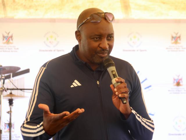 KARIBIB, 21 September 2024 – Namibia Sport Commission Chief Administrator Freddy Mwiya addresses the audience during the 10th edition of the Navachab half-marathon in Karibib. (Photo by: Hesron Kapanga) NAMPA