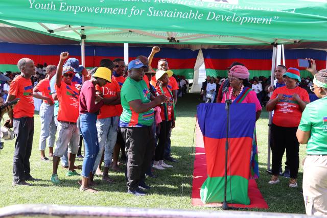 OTJIWARONGO, 26 October 2024 - The Swapo Party Secretary-General, Sophia Shaningwa welcomes about 50 new members to the party at a political campaign rally at Otjiwarongo in the Otjozondjupa Region on Saturday afternoon. (Photo by: Mulisa Simiyasa) NAMPA