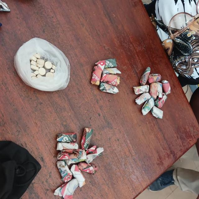 Outjo, packets of cannabis and Mandrax tablets (photo: Contributed, Outjo Police) NAMPA