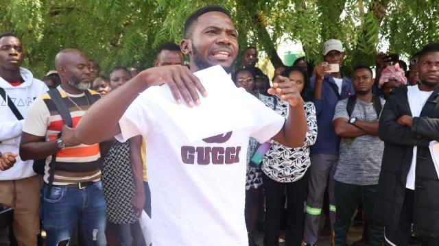 RUNDU, 24 November 2024 - Spokesperson of the Electoral Commission of Namibia polling officials at Rundu Peter Kamwi. (Photo by: Sawi Hausiku) NAMPA 