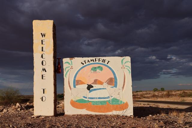 STAMPRIET, 24 NOV (NAMPA)- The welcomE  sign of Stampriet, a village in Hardap region.
(Photo by : Charmaine Boois ) NAMPA