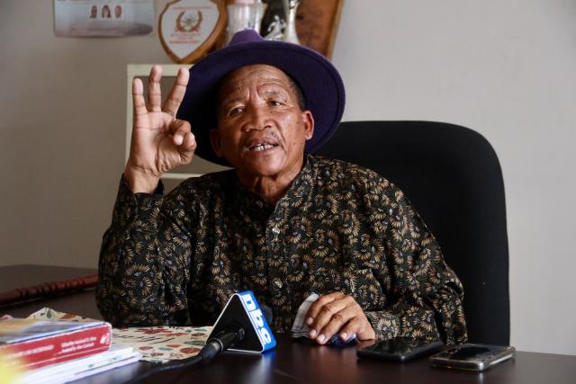 OMATAKO, 25 November 2024 - Auho Ngavetene, a member of the !Kung Traditional Authority Senior Council in the Tsumkwe Constituency, speaks to Nampa at Omatako village. (Photo by: Hesron Kapanga) NAMPA