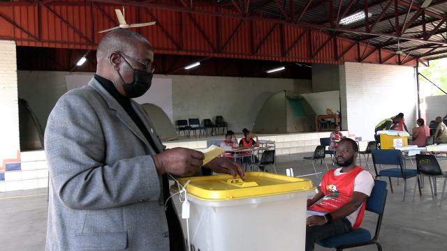 KATIMA MULILO, 27 November 2024 - Zambezi Governor, Lawrence Sampofu was the first to cast his vote at the Ngweze community hall in Katima Mulilo. (Photo by: Lydia Pitiri) NAMPA