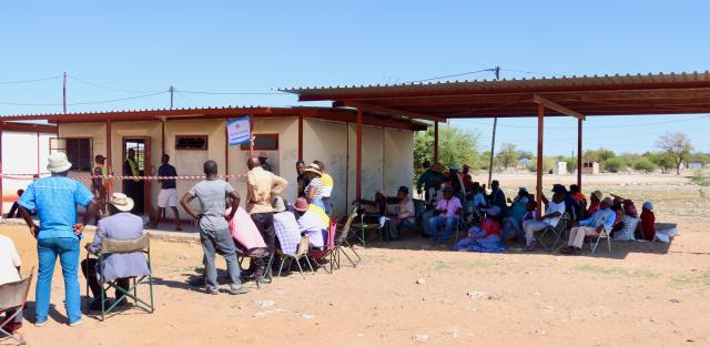 GAM, 27 November 2024 –  Voters standing in a queue at the Gam Polling Station in the Tsumkwe Constituency, during the 2024 Presidential and National Assembly Elections. (Photo b: Hesron Kapanga) NAMPA