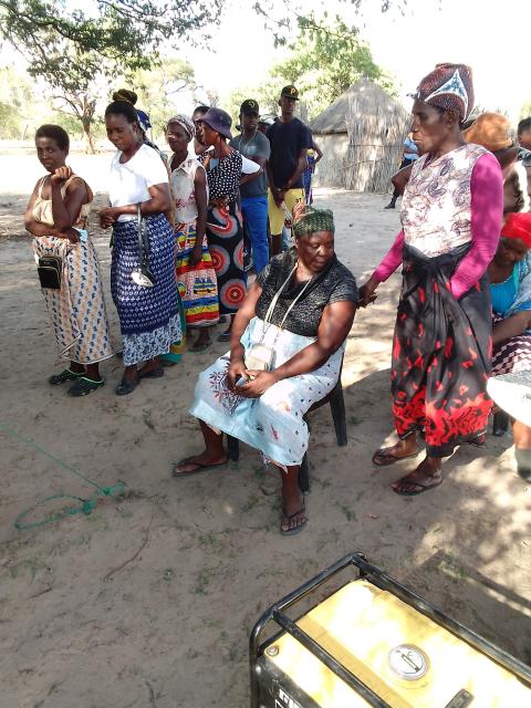 KATIMA MULILO, 27 November 2024 - Some voters at the Mumbone village who were queuing up to cast their votes after 16h00 when the mobile unit was supposed to have moved to Libula village in the Kabbe North Constituency of the Zambezi Region on Wednesday afternoon. (Photo by: Michael Mutonga Liswaniso) NAMPA
