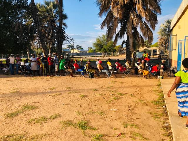 KAPPS FARM, 27 November 2024 - People queuing up to vote at Kapps Farm in the Windhoek Rural constituency. (Photo by: Mariana Eliazer) NAMPA