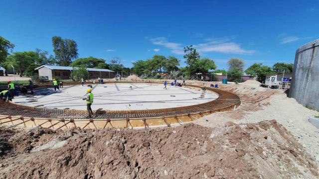 EENHANA, 05 December 2024 – Minister of Agriculture, Water and Land Reform Calle Schlettwein has expressed satisfaction with work being done at the Ohangwena II Wellfield Water Supply Scheme (WSS) as it signifies the first step in developing the Ohangwena Aquifer. (Photo by: Maria David) NAMPA