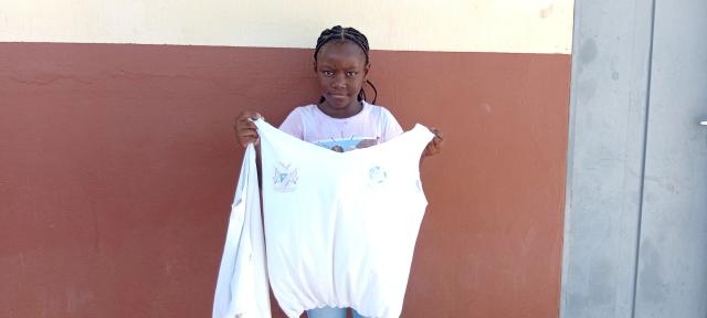 MARIENTAL,17 December (NAMPA)- Mariental youngest entrepreneur Lewatle Uaputauka who makes shopping carrier bags out of old t-shirts.
(Photo by: Charmaine Boois) NAMPA