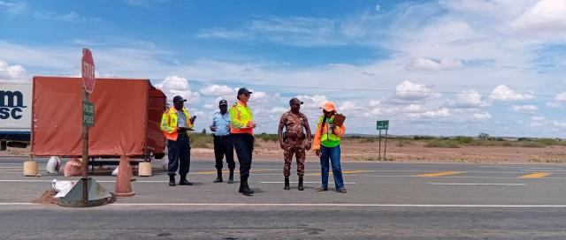 MARIENTAL, 03 January 2025 - A follow-up road safety operation was conducted in Mariental on Friday by the Roads Authority, the Namibian Police Force, and other stakeholders to ensure adherence to traffic regulations and safer driving habits amongst road users. (Photo by: Charmaine Boois) NAMPA