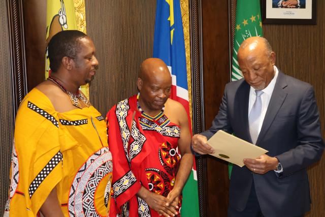 WINDHOEK, 28 January 2025 - President Nangolo Mbumba with Eswatini Labour Minister Phila Bhutelezi (left) and AU candidate Moses Vilakati in the middle (Photo: Andreas Thomas) NAMPA 
