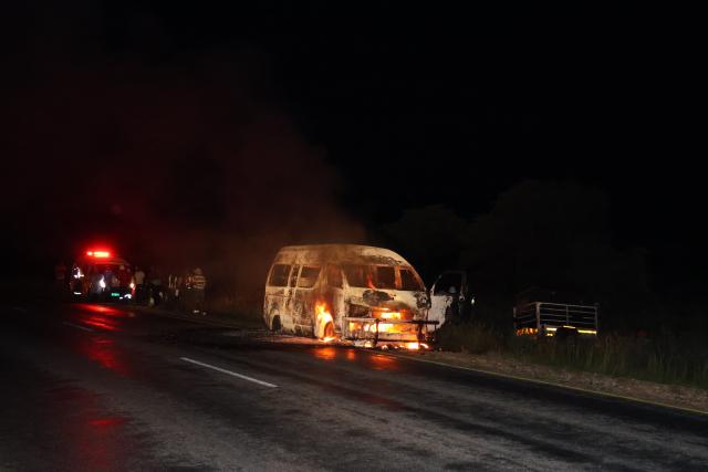 OTJIWARONGO, 08 February 2025 - The minibus which allegedly caught fire while in motion with 16 occupants on the B1 road between Otjiwarongo and Otavi on Friday night. All occupants escaped unhurt. (Photo by: Mulisa Simiyasa) NAMPA