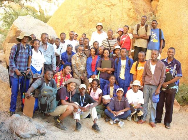 WINDHOEK, 11 FEB (NAMPA) - Former President Sam Nujoma pictured with geology students during one field trips (Photo: Contributed)