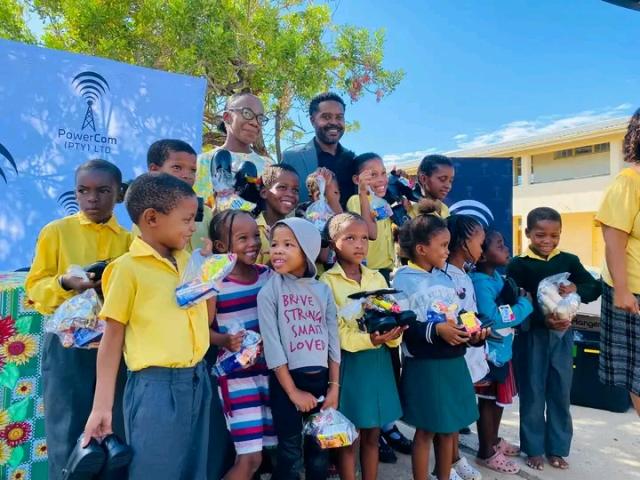 KEETMANSHOOP, 13 February 2025 - Some of the learners at Mina Sacks who benefitted from the donation by PowerCom Namibia. (Photo: Contributed)