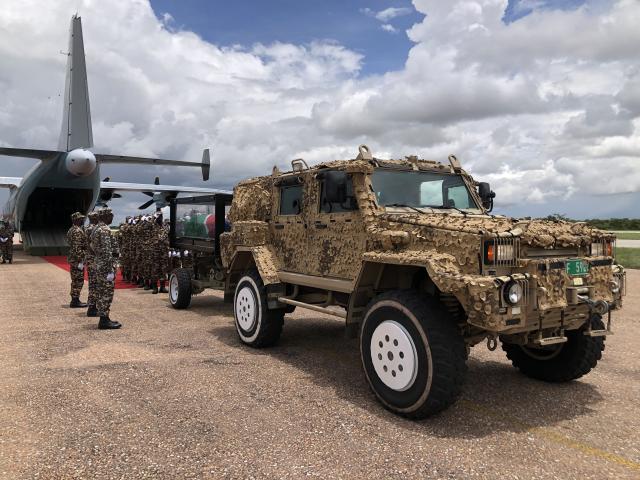 RUNDU, 22 February 2025- The hearse carrying the casket of Founding President Sam Nujoma.
(photo by: Lylie Joel)
NAMPA