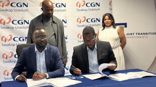 SWAKOPMUND, 27 February 2025 - (l-r) NAMITVEST Principal Officer Jason Kasuto and Swakop Uranium Vice President for Human Resources and Office of Company Patrick Chizabulyo signing the payroll deduction agreement between NAMITVEST and Swakop Uranium. The initiative will enable employees, particularly members of the Mineworkers Union of Namibia to directly invest in long-term wealth-building opportunities. (Photo by: Isabel Bento) NAMPA
