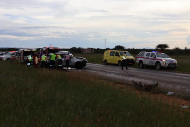 OTJIWARONG, 02 March 2025 - The accident scene along the B1 road that killed three occupants on Sunday afternoon approximately 20 kilometres north of Otjiwarongo in the Otjozondjupa Region. (Photo by: Mulisa Simiyasa) NAMPA