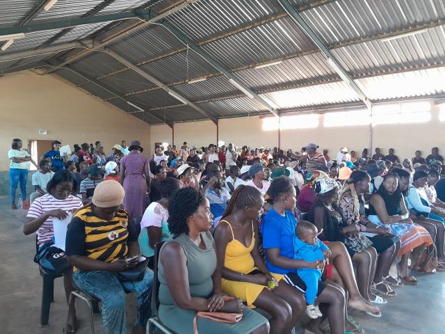 OUTJO, 27 April 2025- Kunene Regional Governor Vipuakuje Muharukua gathered unemployed youth of Outjo at Etoshapoort Community Hall for a youth engagement program (Photo: Dalene Kooper) NAMPA