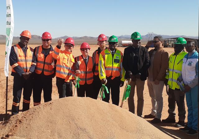 ROSH PINAH, 19 JUN (NAMPA) - NamPower Managing Director Kahenge Haulofu with some stakeholders during the media ground-breaking ceremony for the  100 MW Sores |Gaib Power Station   about 33 kilometers outside Rosh Pinah. (Photo: Edward Tenete) NAMPA 