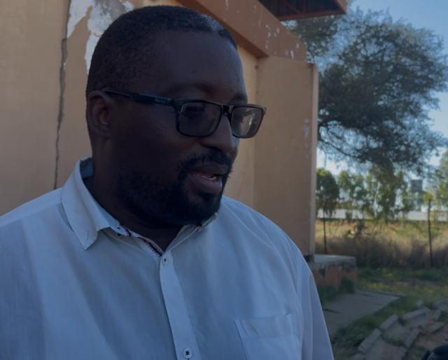 NDIYONA, 21 June 2025 - Historian and Academic Dr Shampapi Shiremo talking about incidents of food poisoning at Ndiyona. (Photo by: Sawi Hausiku) NAMPA 