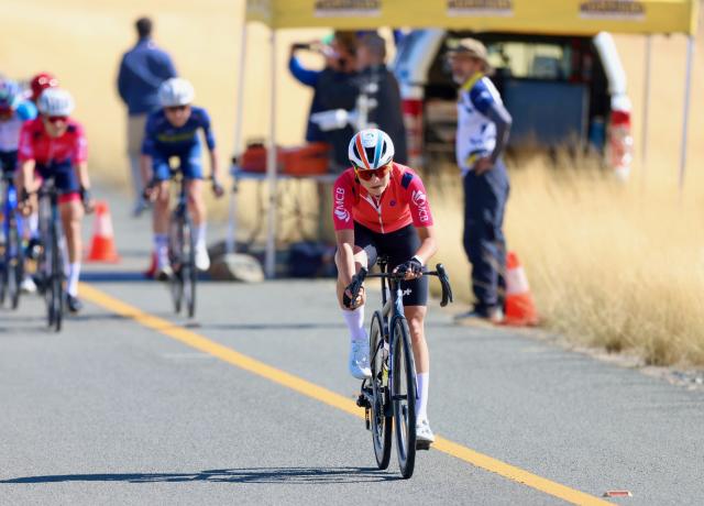 WINDHOEK, 01 August 2025 – Mauritian rider Lucie Eva de Marigny Lagesse (in red)  while in the spring during stage two of the Tour de Windhoek at Teufelsschlucht Bridge in the A1 road between Windhoek and Okahandja. (Photo by: Hesron Kapanga) NAMPA 