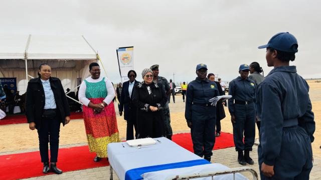 HENTIES BAY, 04 August 2025 - Vice President Lucia Witbooi inspecting the bed-making skills of one of the 700 recruits at the National Youth Training Programme at Henties Bay. The skills are among some of those taught during the 7-month long programme. (Photo by: Isabel Bento) NAMPA