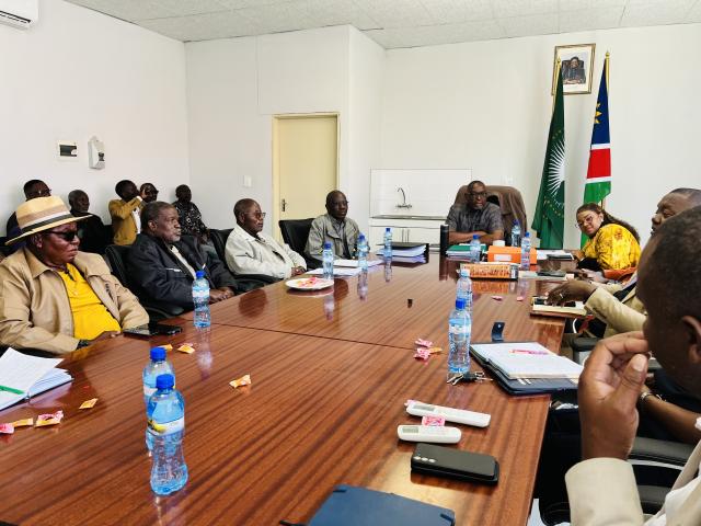 NKURENKURU, 07 August 2025- Minister of Urban and Rural Development, James Sankwasa, held consultative meeting with the Ukwangali Traditional Authority regarding the ongoing chieftainship dispute at Nkurenkuru Regional Council Office on Thursday.