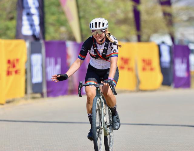 GROSS BARMEN, 23 August 2025 – South African female cyclist Hayley Preen crossing the finish line during the 2025 Khomas100 African Gravel Championships a race which saw riders from across the continent competing for UCI points, over 157 kilometres from Windhoek to Gross Barmen Resort outside Okahandja. (Photo by: Hesron Kapanga) NAMPA