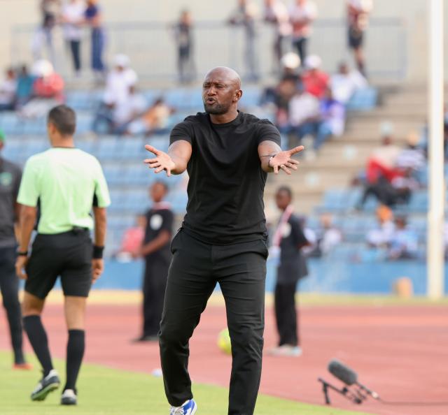 FRANCISTOWN, 05 September 2025 - Brave Warriors coach Collin Benjamin giving instructions to his player during Namibia's 2-1 defeat to Malawi during their 2026 World Cup qualifiers at the Obed Itani Chilume Stadium in Francistown, Botswana. (Photo by: Hesron Kapanga) NAMPA