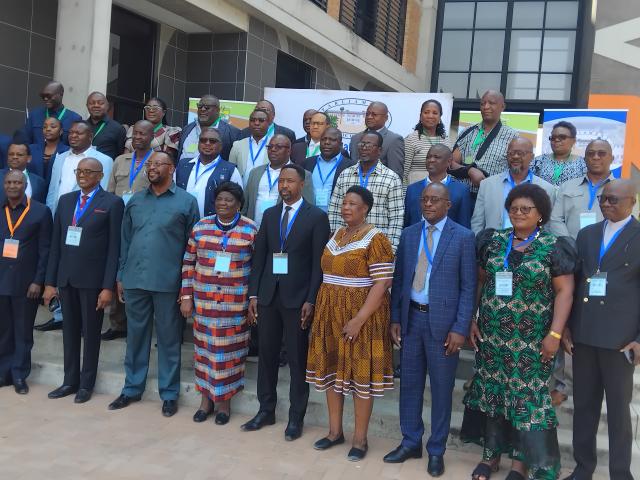 KATIMA MULILO, 16 September 2025 - A group photo of the Chairperson of the National Council and his delegation as well as senior officials from all 14 Regional Councils in Namibia.
(Photo: Michael Mutonga Liswaniso) NAMPA
