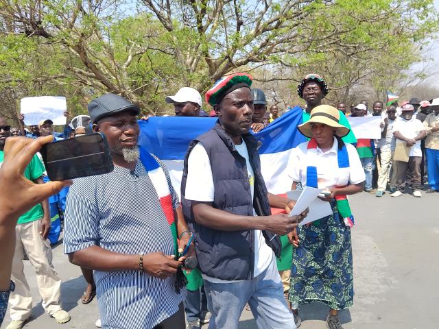 KATIMA MULILO, 25 September 2025 - United Democratic Party member and regional party organiser, Leornard Malesu (middle) read out the group's petition on Thursday at the Zambezi Regional Council.

(Photo:Michael Mutonga Liswaniso) NAMPA
 