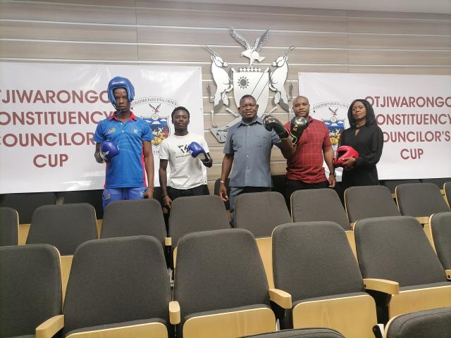 OTJIWARONGO, 03 October 2025 - The Otjiwarongo Constituency Councillor, Paulus Nekundi (third from left) on Friday donates boxing gloves, head gears, punching bags, boxing shoes and t-shirts valued at N.dollars 20 000 to the Boxing Coach of VH Otjiwarongo Boxing and Fitness Academy, Vilho Heita (fourth from left) to assist 16 young professional boxers at the academy. (Photo by: Mulisa Simiyasa) NAMPA 