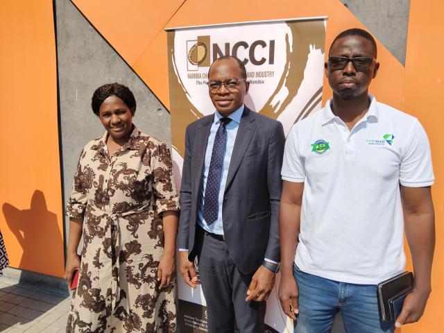 KATIMA MULILO, 09 October 2025 - The Chief Executive Officer of NCCI, Titus Nampala (middle) pictured with two newly elected Chairperson of the Katima Mulilo NCCI regional branch, Sharon Limbo and her deputy Frank Ntemwa. 

(Photo: Michael Mutonga Liswaniso) NAMPA