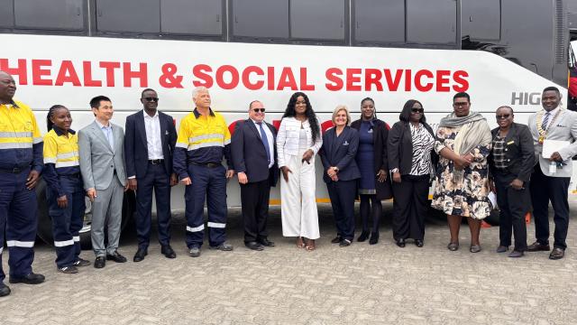 SWAKOPMUND, 20 October 2025 - Health and Social Services Dr Espernace Luvindao photographed with Rossing Uranium Managing Director Johan Coetzee Chairperson of the Erongo Regional Council Benitha Imbamba and Health Director in the region Dr Anna Jonas at the donation handover of the the 55-seater patient transporter bus donated to the Ministry Rössing Uranium Mine on Monday. (Photo by: Isabel Bento) NAMPA