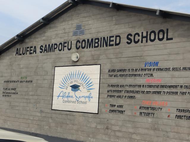 KATIMA MULILO, 05 November 2025 – Alufea Sampofu Combined School in the Zambezi Region on Wednesday officially received a pledge of 100 new chairs and 100 new desks made possible by Greatlands Investments.

(Photo: Michael Mutonga Liswaniso) NAMPA
