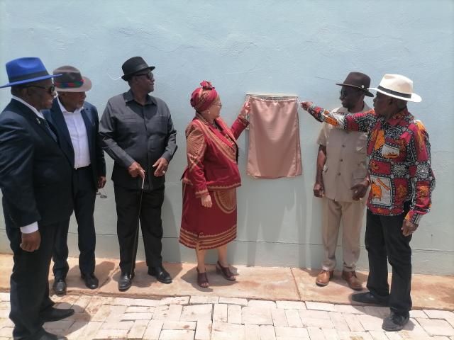 ETUNDA FARM, 07 November 2025 - Vice President, Lucia Witbooi (fourth from left) officially recieves the Etunda Farm Primary School on behalf of government as handed over by the late Founding President Sam Nujoma's son Sacky Nujoma (fifth from left) on Friday afternoon at Farm Etunda. (Photo by: Mulisa Simiyasa) NAMPA
