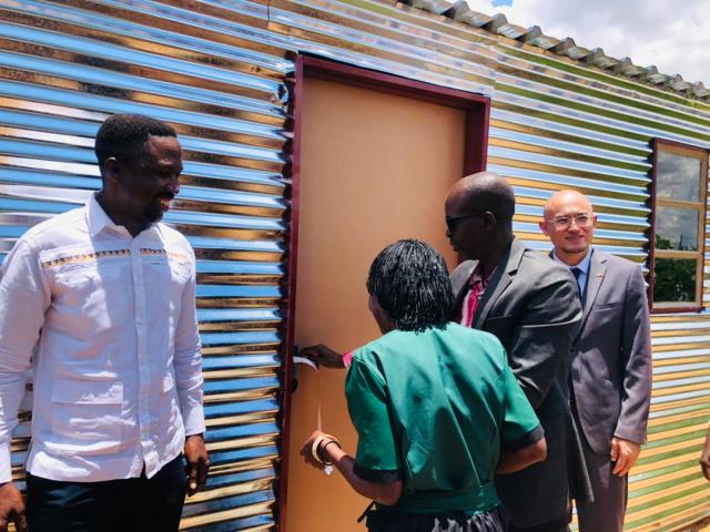 KATJINAKATJI, 13 November 2025- The Chinese Embassy officially handed over 25 zinc houses valued at N. dollars 300 000 to residents of Katjinakatji village in Mankupi constituency on Thursday, following devastating rainstorms that destroyed 171 homes in early January 2025.
(photo: Lylie Joel)
NAMPA