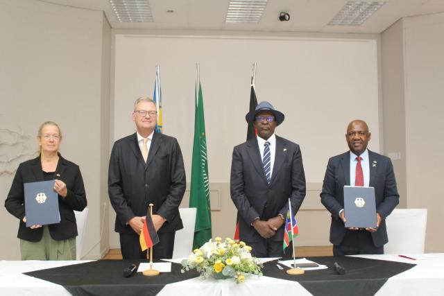 LÜDERITZ, 13 November 2025 - Officials captured during the signing of new Namibia–Germany development commitments. (Photo: Contributed) NAMPA