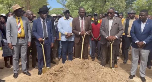 OHANGWENA, 14 November 2025- Minister of Works and Transport Veikko Nekundi (C) during the groundbreaking ceremony of Uushake-Okankolo road on Friday.

(Photo: contributed) NAMPA 