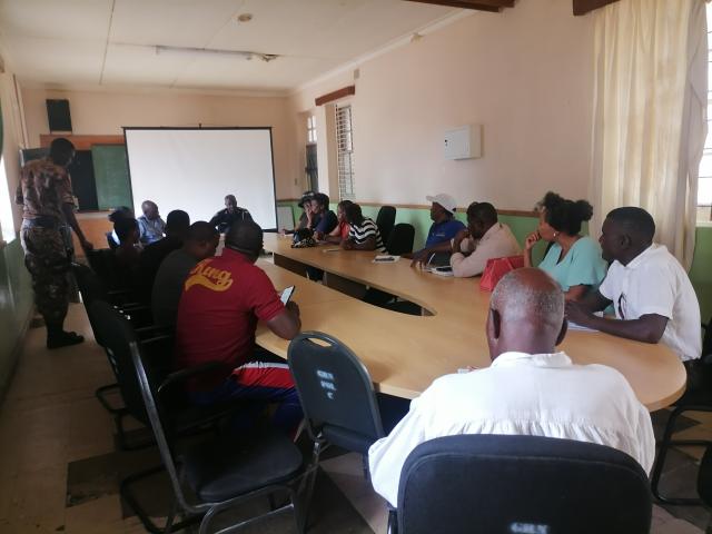 OTJIWARONGO, 19 November 2025 - The Namibian Police Force (NamPol)'s Otjozondjupa Regional Commander, Commissioner Philip Hidengwa (centre) on Wednesday at Otjiwarongo Police Station chairs a meeting with different political party leaders on safety and security of public during their last campaign rallies and street procession this coming weekend at Otjiwarongo ahead of the 2025 Regional Councils and Local Authorities elections on 26 November 2025. (Photo by: Mulisa Simiyasa) NAMPA 