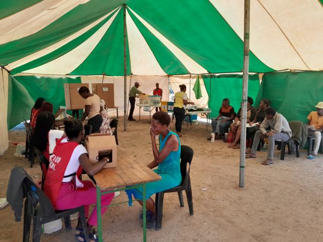 OUTJO, 26 November 2025- Tabitha Centre polling station in the informal settlement in Outjo. A voter in the process of voting during the Regional Council and Local Authority elections 2025 (Photo: Dalene Kooper) NAMPA 