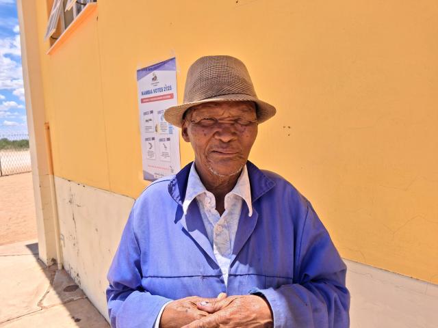 AMINUIS, 26 November 2025 - Kosman Kosman demands water and housing at Otjijere (Photo: Zebaldt Ngaruka) NAMPA 